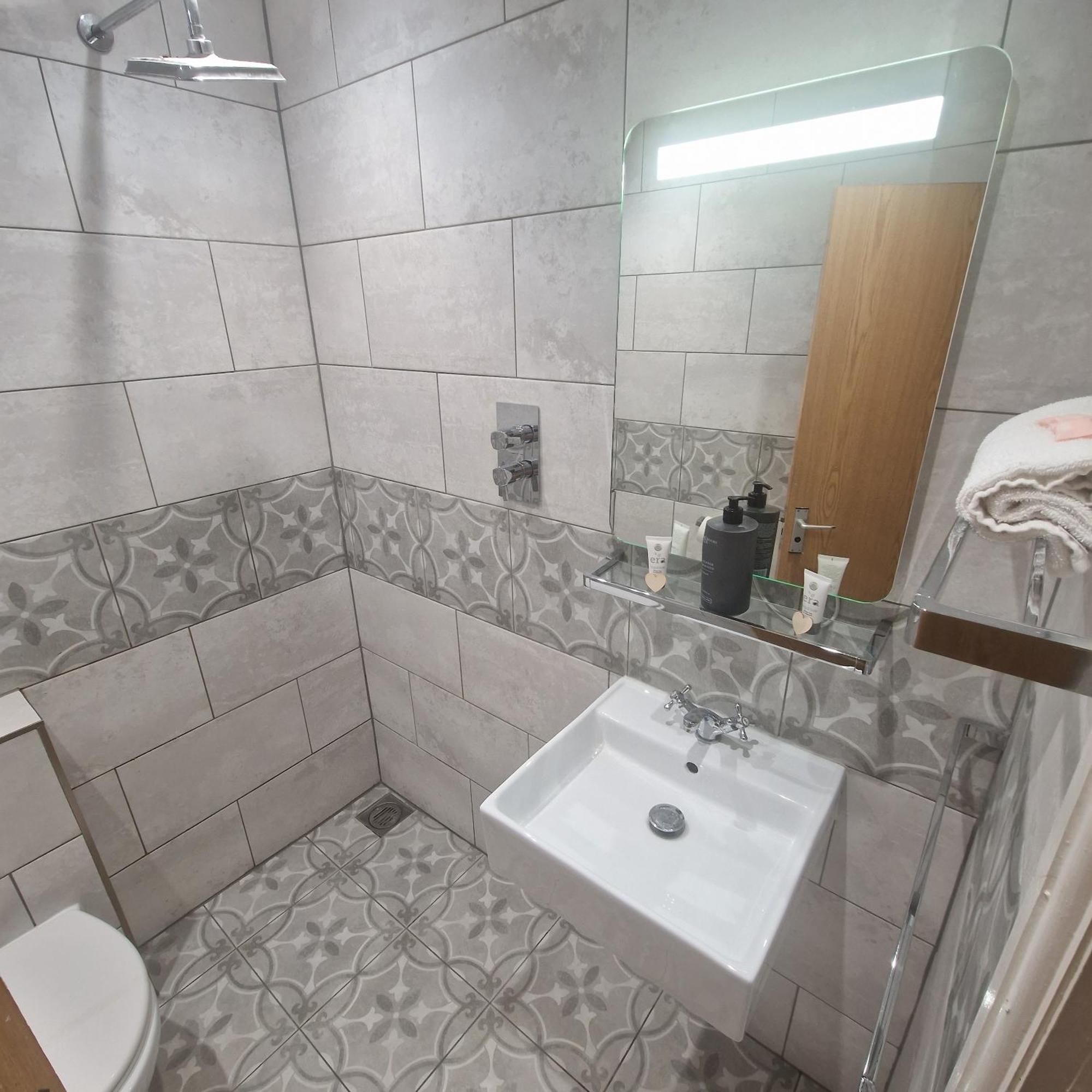 Lenox Bed And Breakfast Hale  Dış mekan fotoğraf